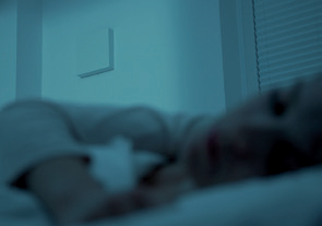Quiet bedroom interior illustrating whisper-quiet AIRUNIT SOLUS 2.0 ventilation operation